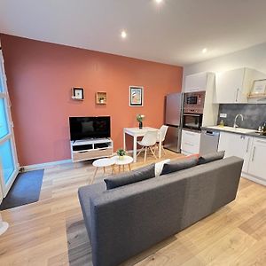 Le Remois - Charmant T2 - Renove - Parking - Cour Privative - Wifi